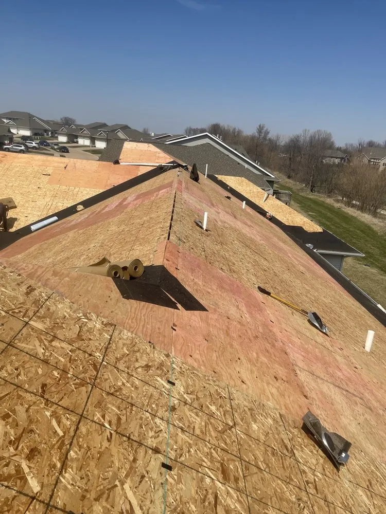 Slide of Canales Construction