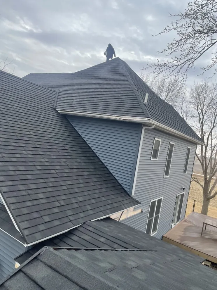 Slide of Canales Construction