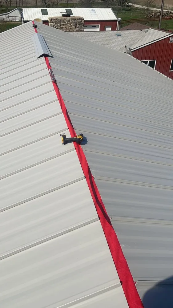 Slide of Canales Construction