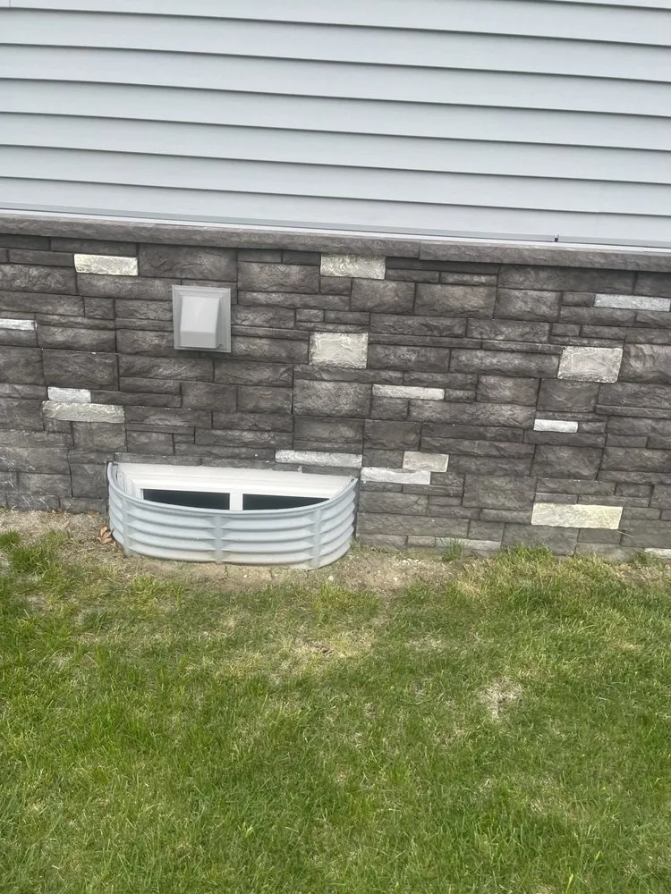 Slide of Canales Construction