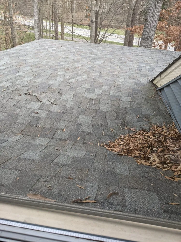 Slide of Canales Roofing