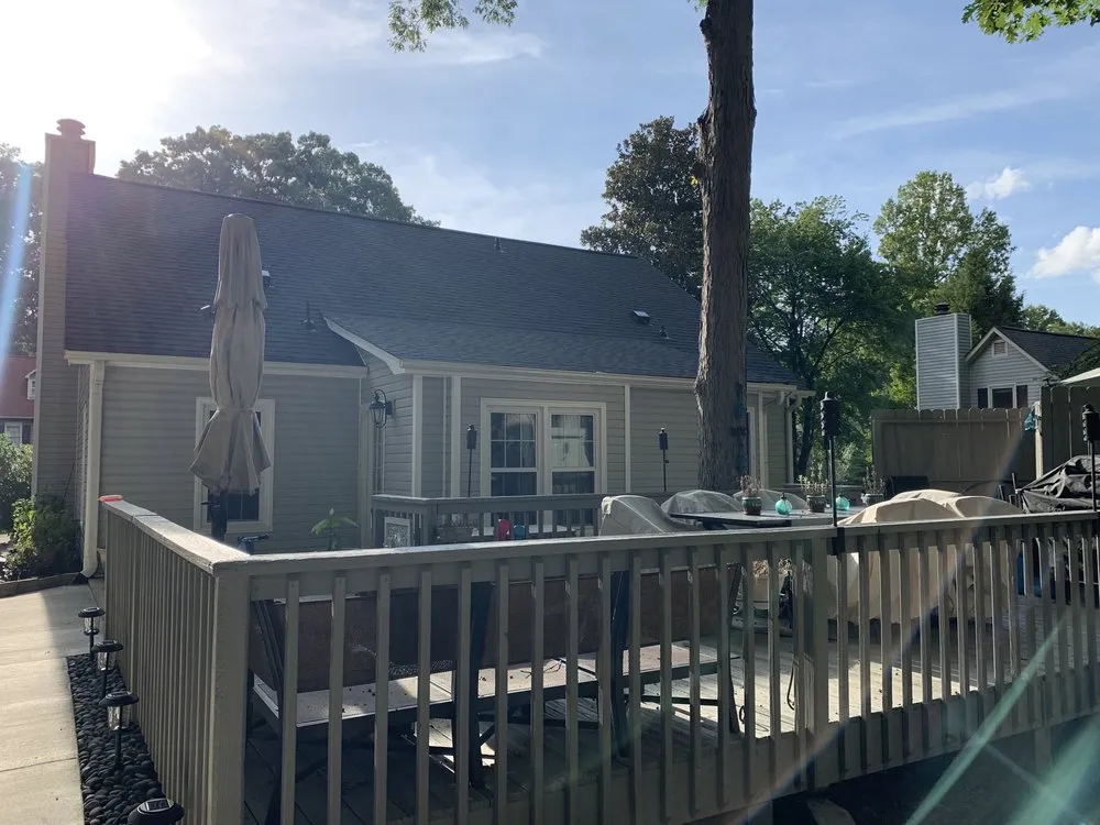 Slide of Canales Roofing