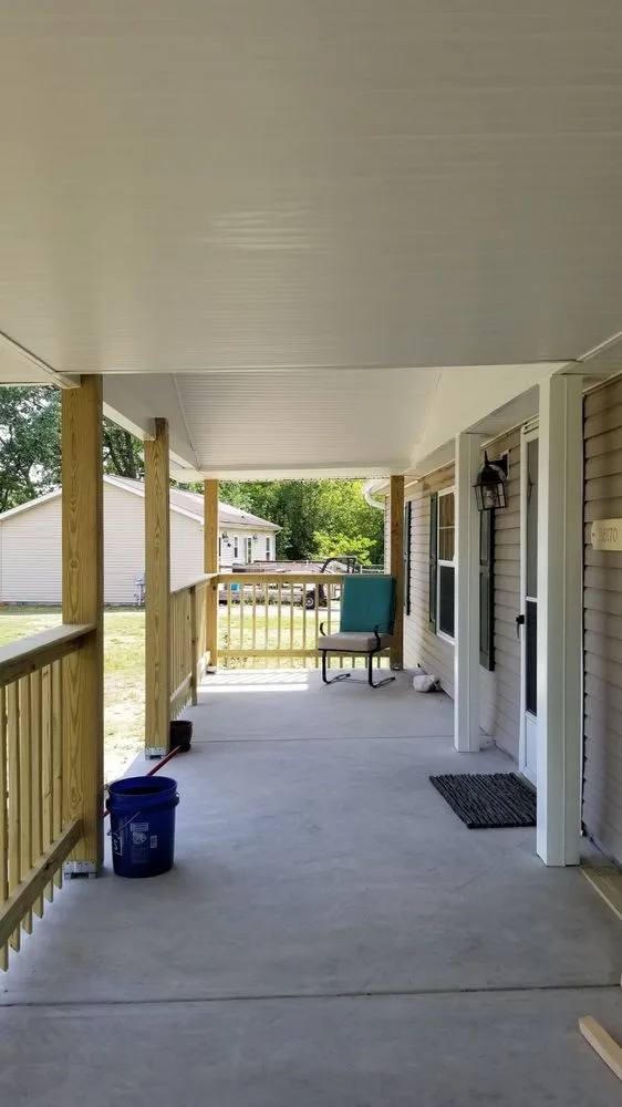 Slide of Canales Service