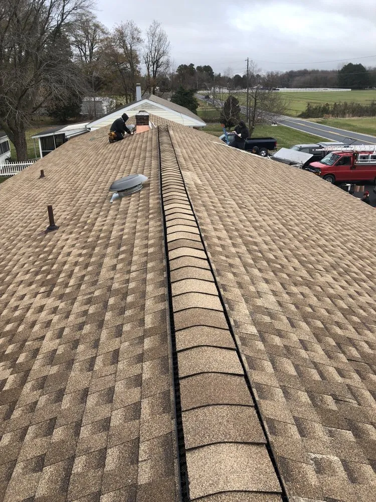 Slide of Canales Service