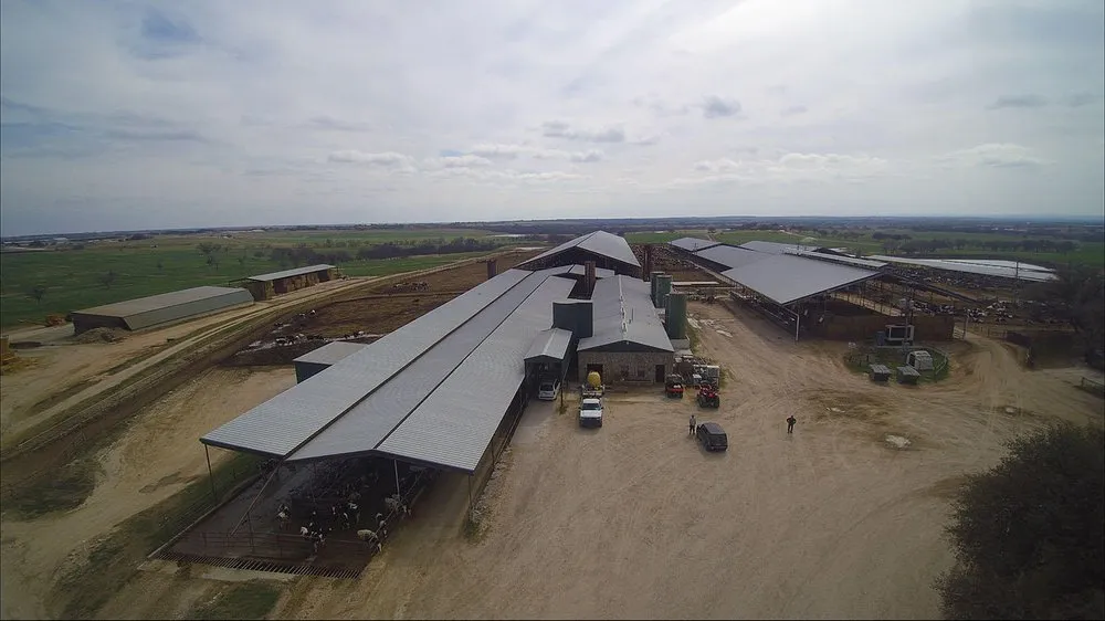 Slide of Candour Construction