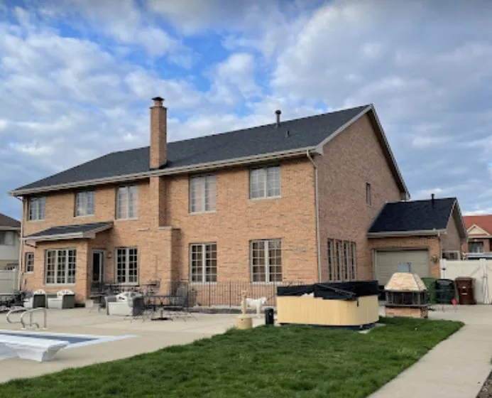 Slide of Canga Roofing