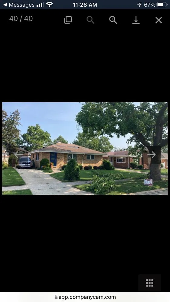 Slide of Canga Roofing