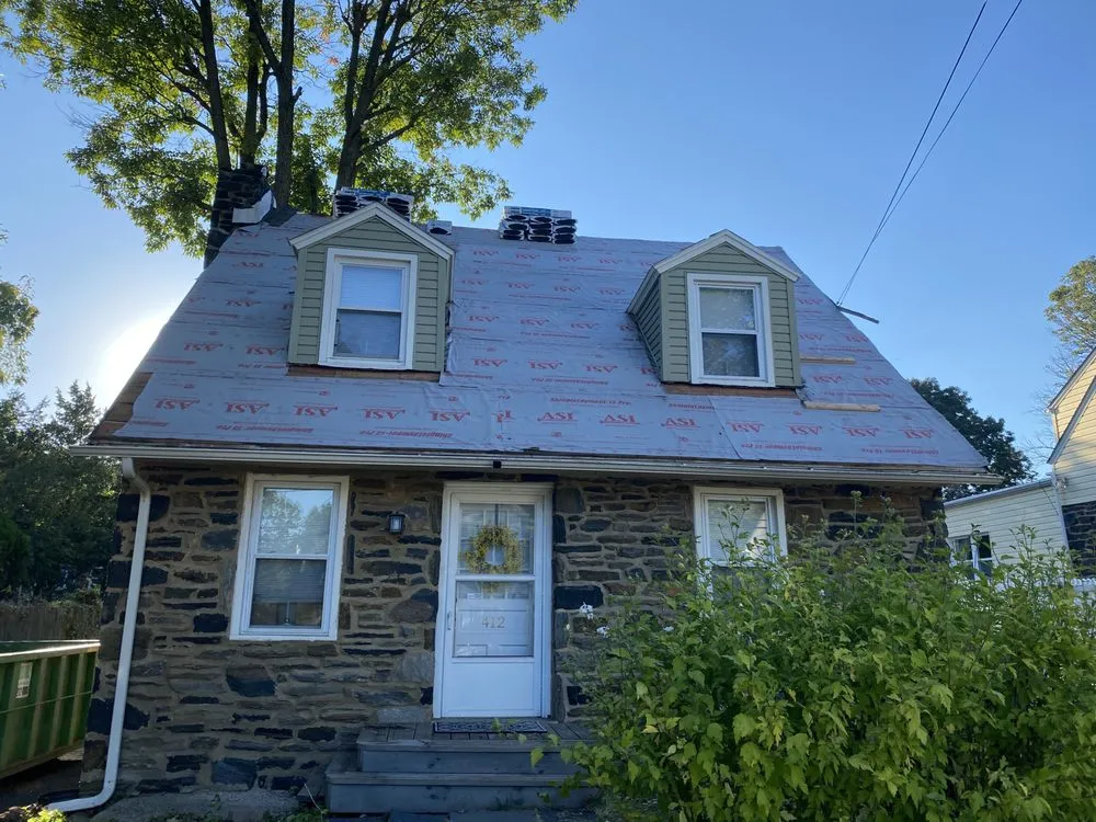 Slide of Cano Alberto Roofing