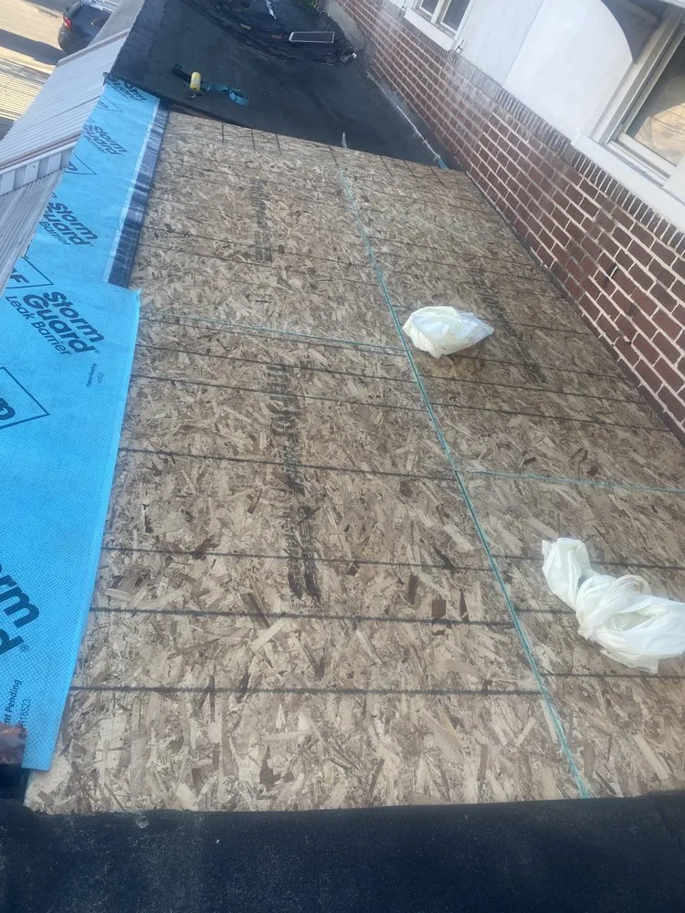 Slide of Cano Alberto Roofing