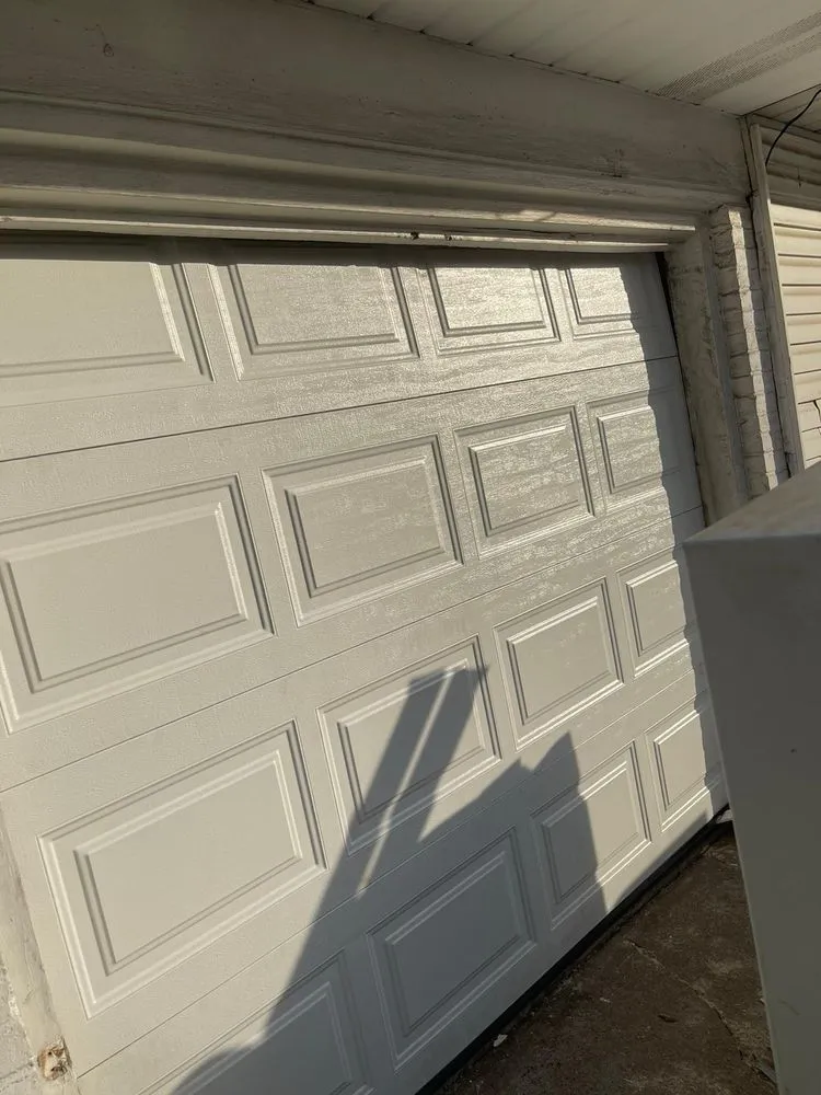 Slide of Cano Alberto Roofing