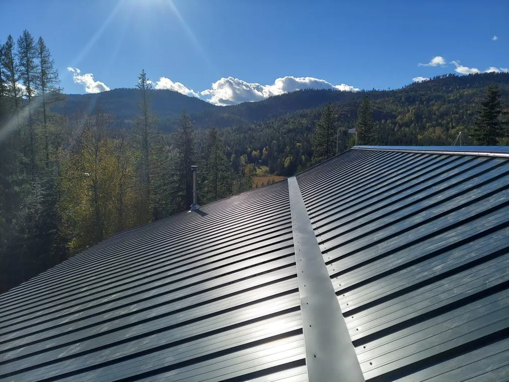 Licensed roof leak repair in Coeur d'Alene, ID by Capella Construction