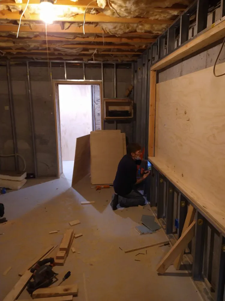 Slide of Capital 7 Logistics