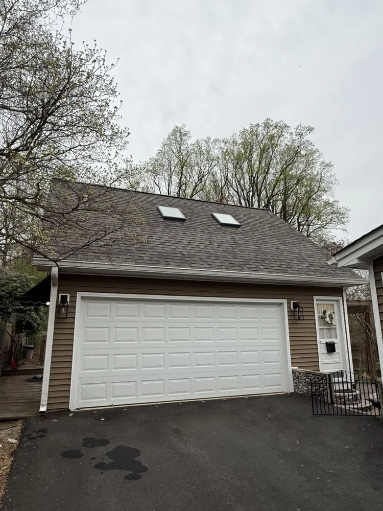 Slide of Capital City Exteriors