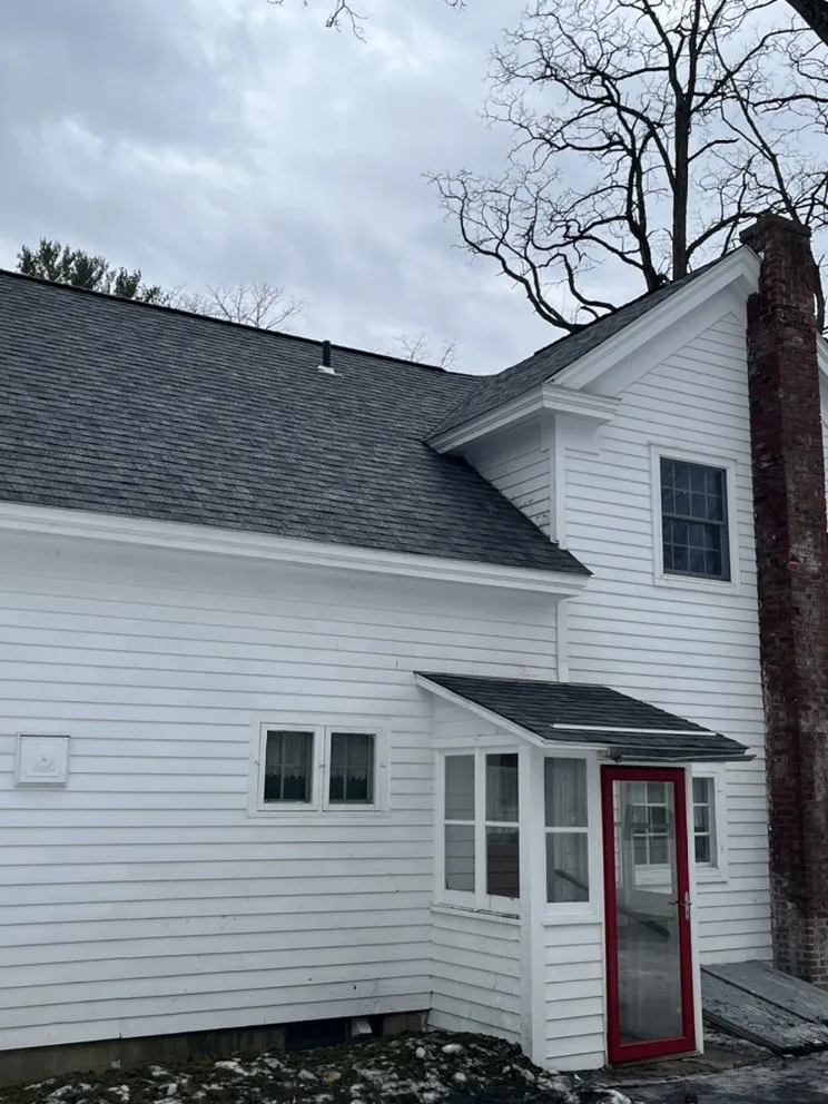 Slide of Capital Diamond Roofing