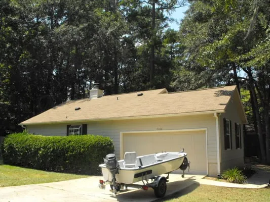 Capital Roof Wash Logo