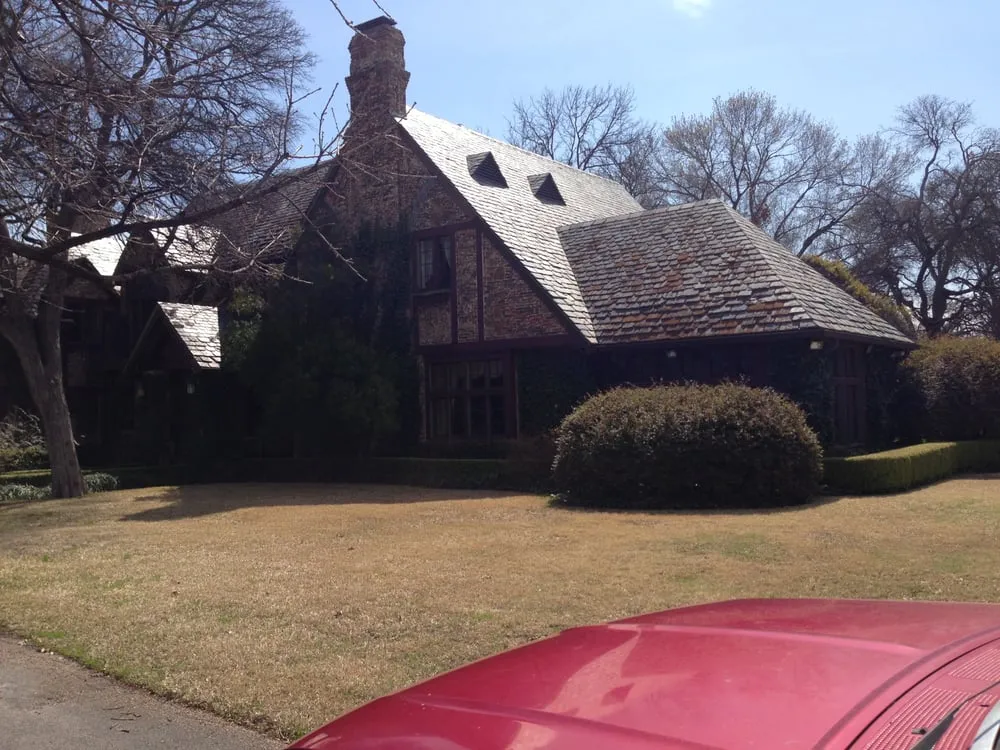 Slide of Capital Roofing Contractors