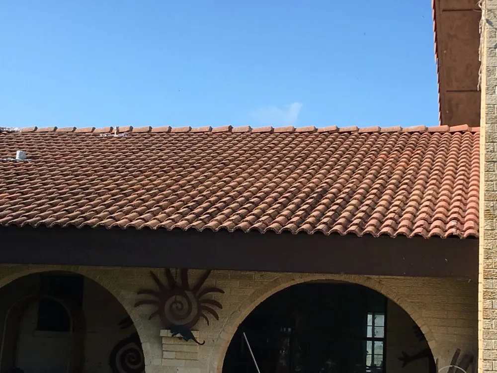 Slide of Capital Roofing Contractors