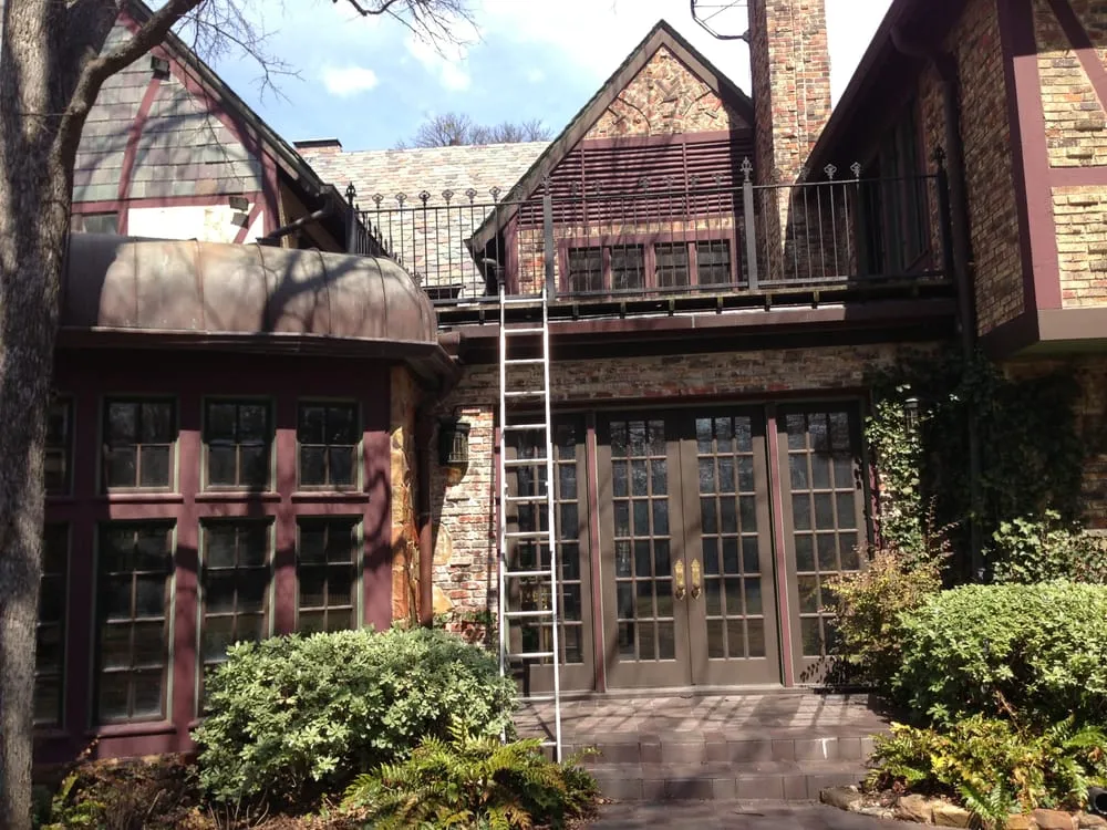 Slide of Capital Roofing Contractors