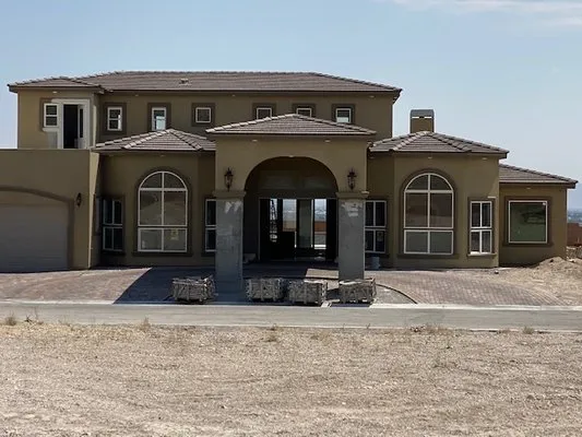 Capital Roofing Logo