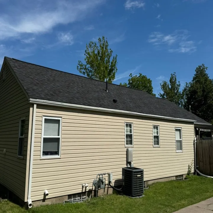 Slide of Capital Roofing