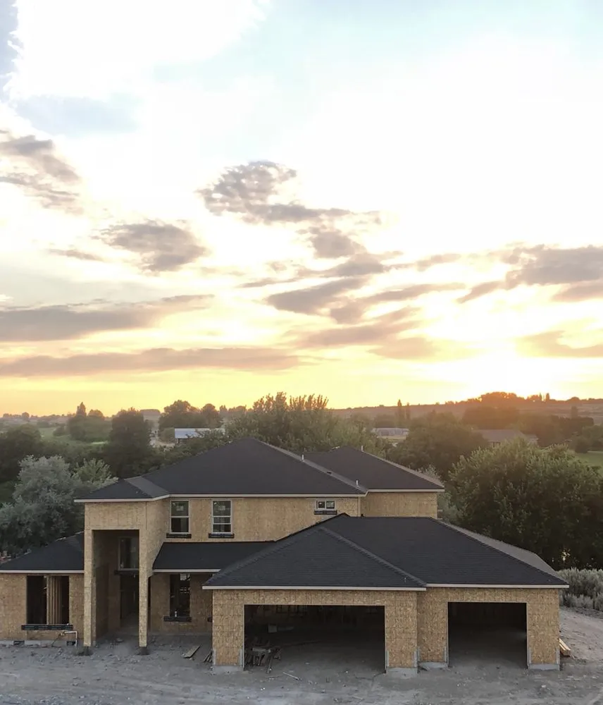 Slide of Capital Roofing