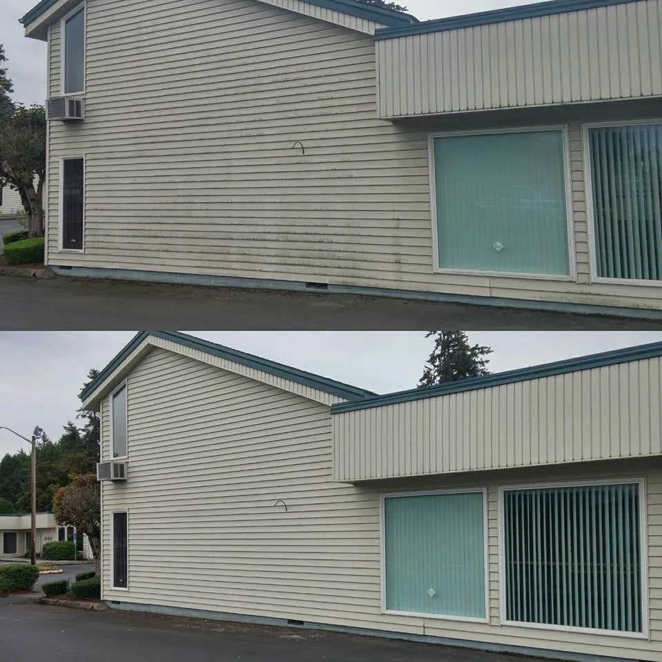 Slide of Capitol Pro Wash