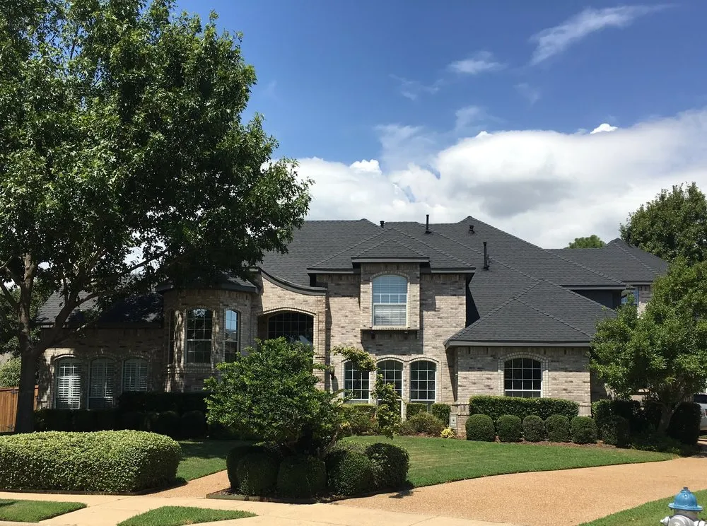 Slide of Capitol Roofing & Services