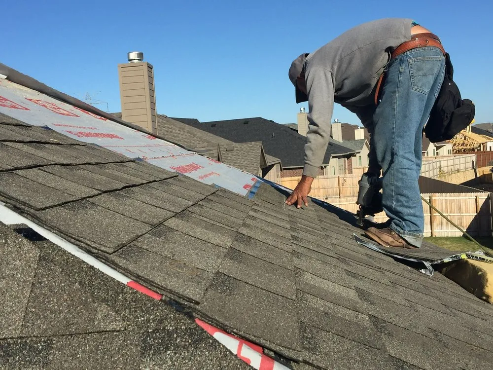 Slide of Capitol Roofing & Services