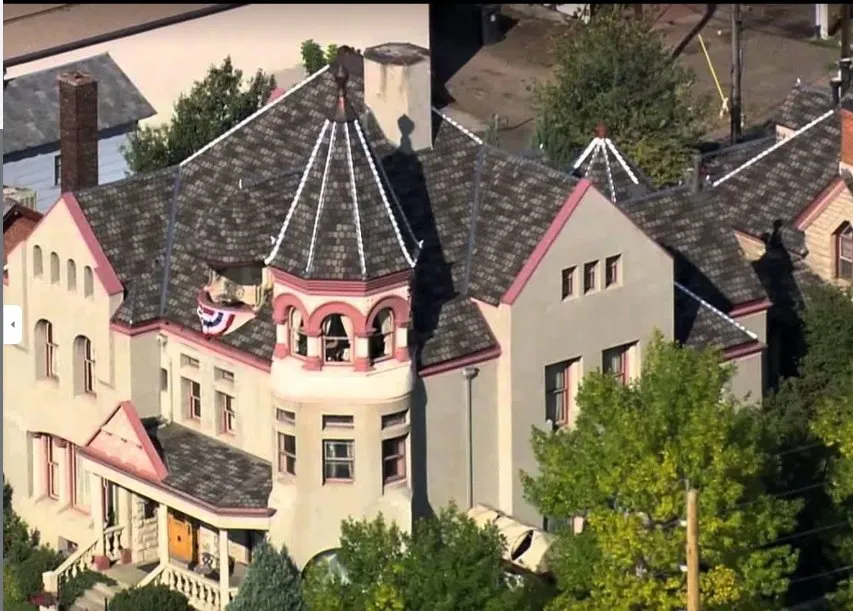 Slide of Capitol Roofing