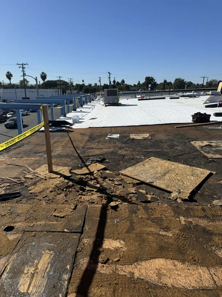 Slide of Capitol Roofing