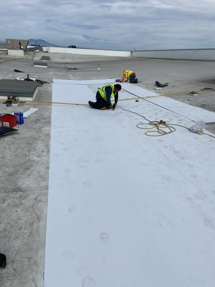 Slide of Capitol Roofing