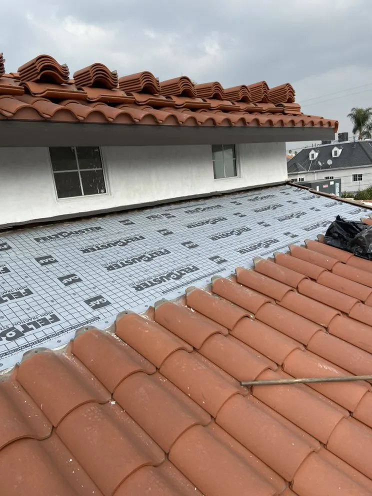 Slide of Capitol Roofing