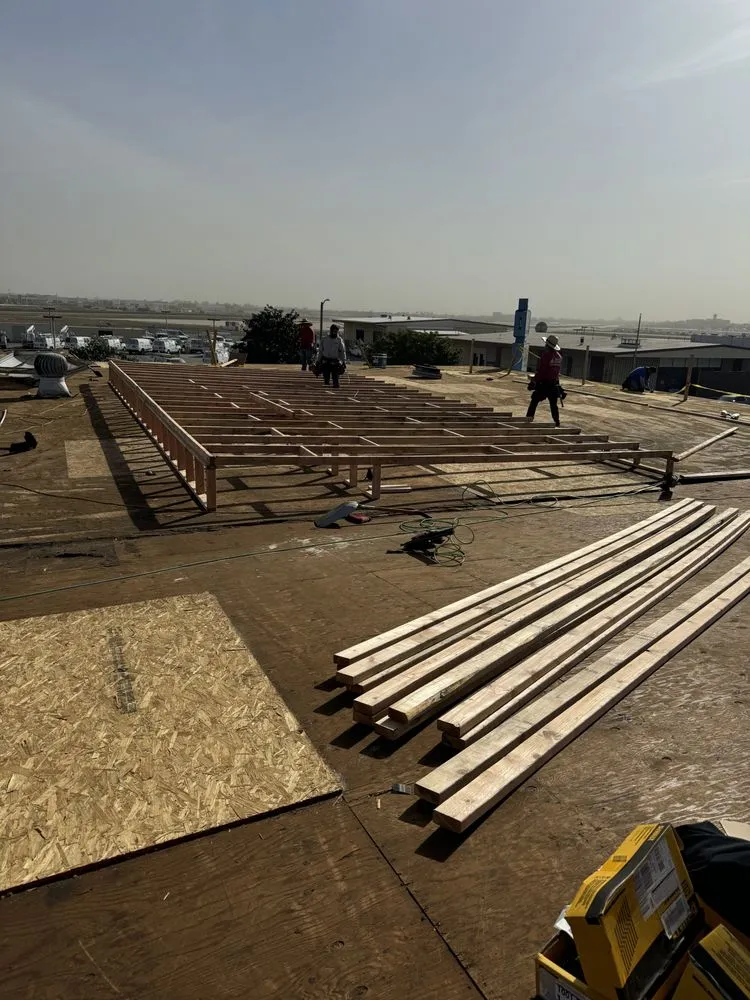 Slide of Capitol Roofing