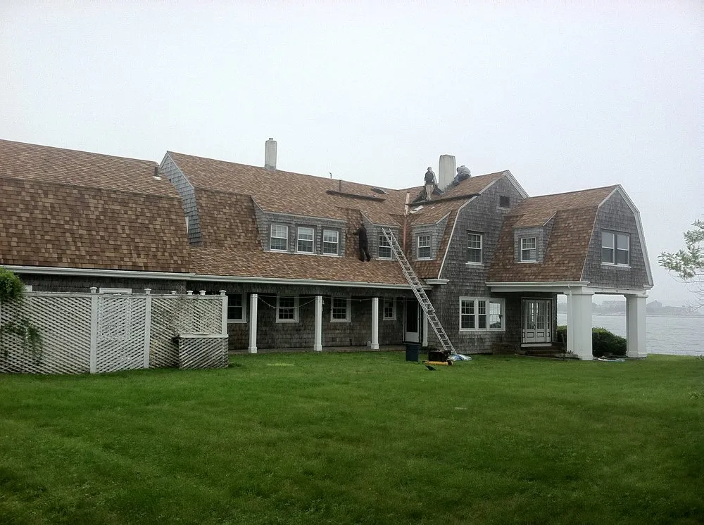 Slide of Capitol Roofing