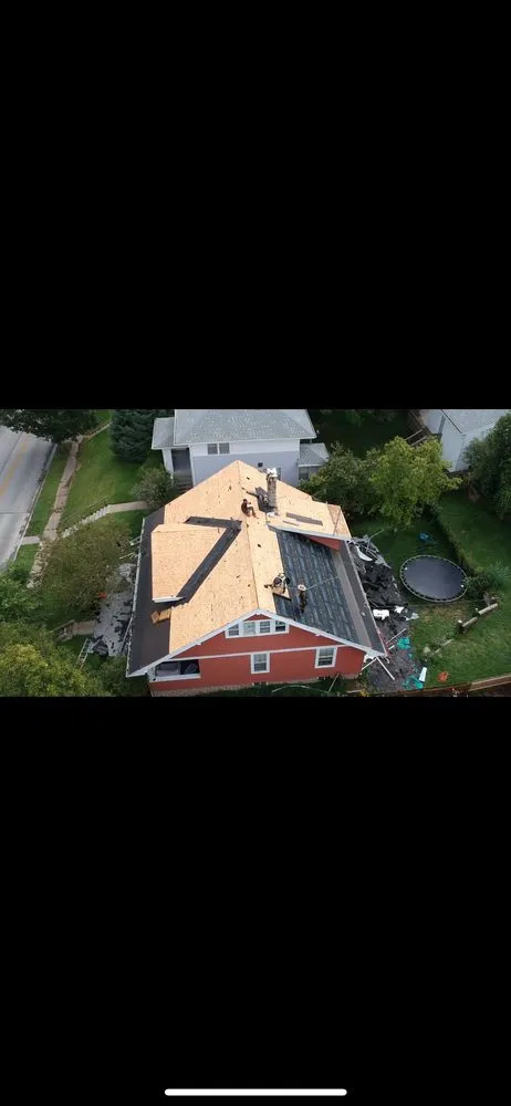 Slide of Captain Roofing