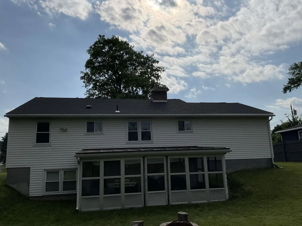 Slide of Caranqui Construction