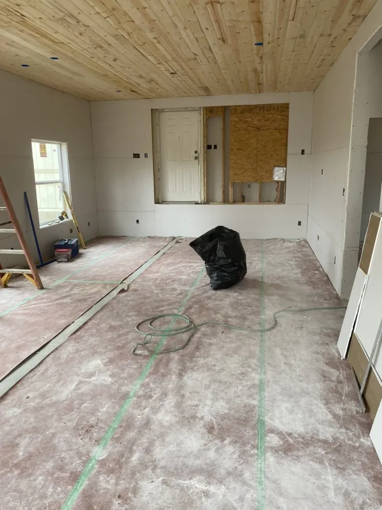 Slide of Cardenas Construction