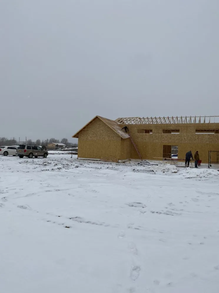 Slide of Cardenas Construction