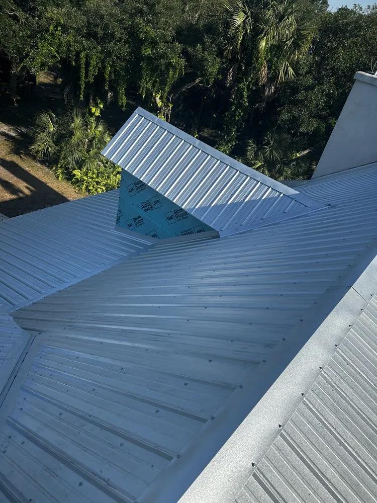 Slide of Cardenas Roofing