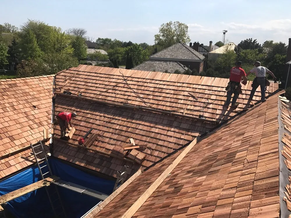 Licensed roof replacement experts serving St Charles, MO - Cardinal Contractors