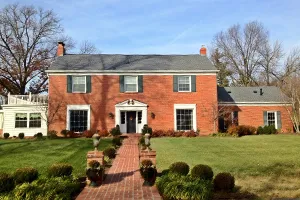 Licensed roof replacement experts serving St Charles, MO - Cardinal Contractors