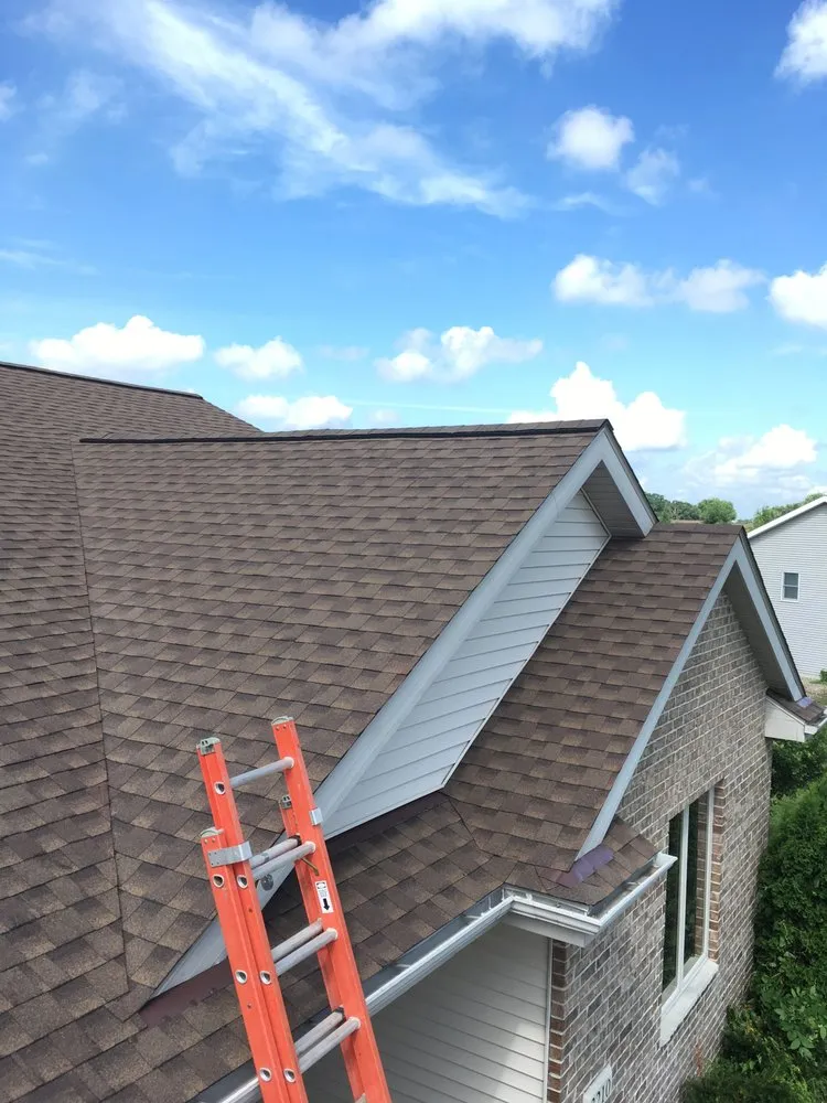 Slide of Cardinal Roofing & Construction