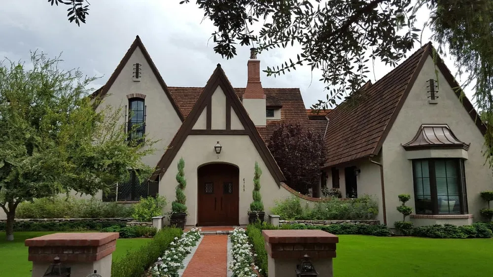 Slide of Cardinal Roofing