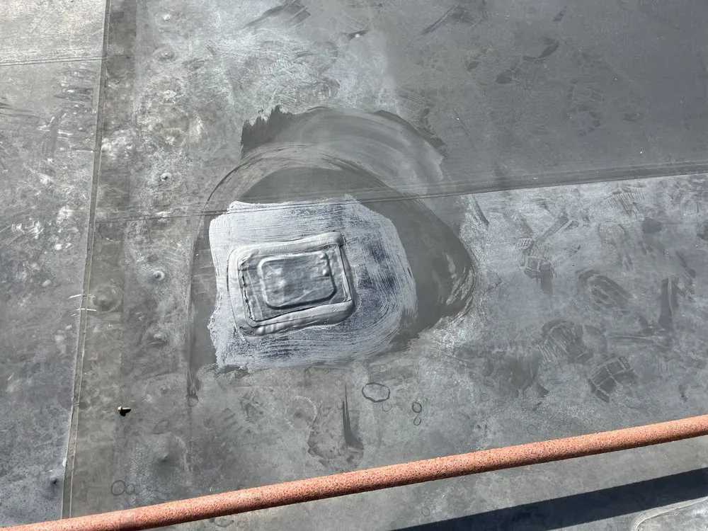 Slide of Carlos & Jorge Roofing