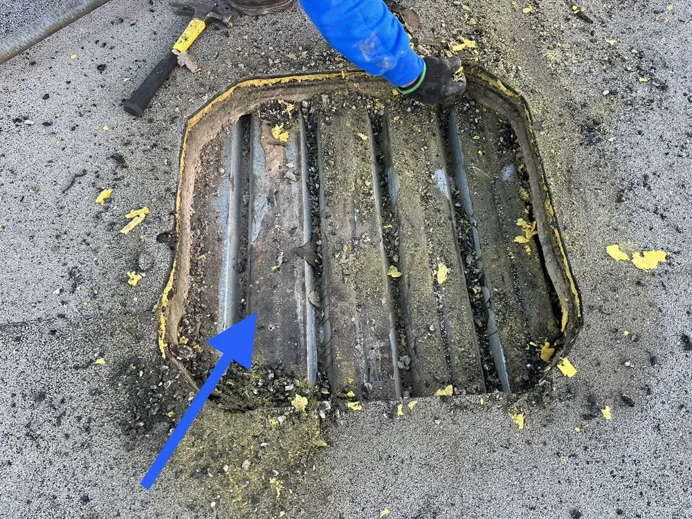 Slide of Carlos & Jorge Roofing