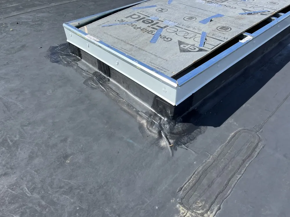 Slide of Carlos & Jorge Roofing