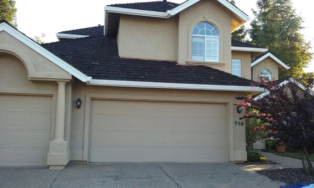 Slide of Carlos Galan Roofing