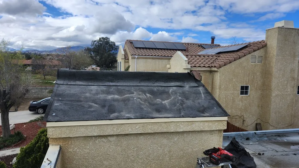 Slide of Carlos Guti Roofing