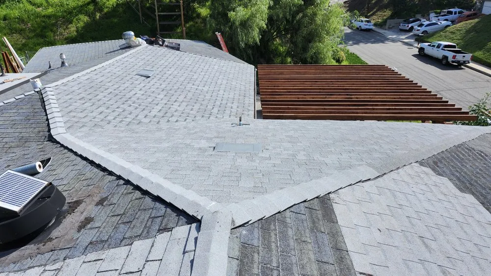 Slide of Carlos Guti Roofing