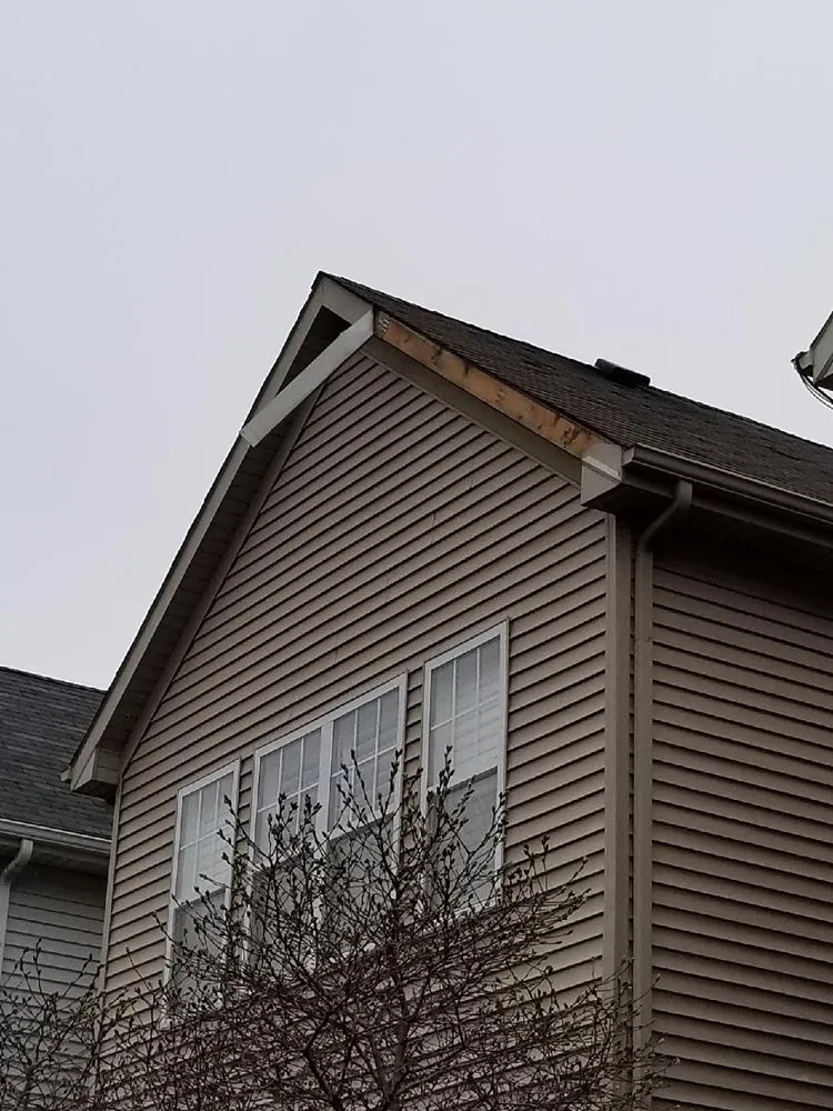 Slide of Carlos Perez Roofing Services